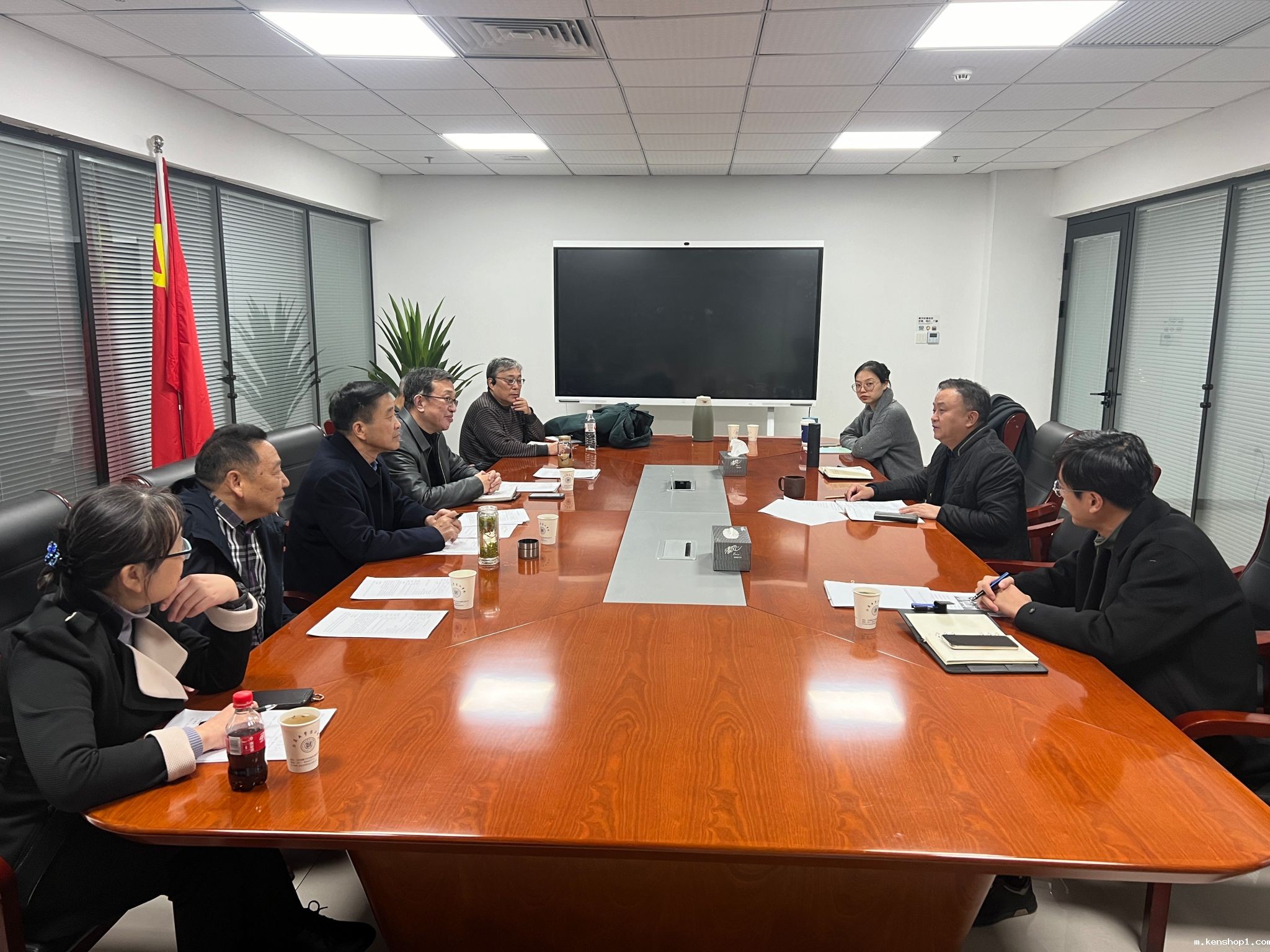 基础课程教学部召开物理教学座谈会